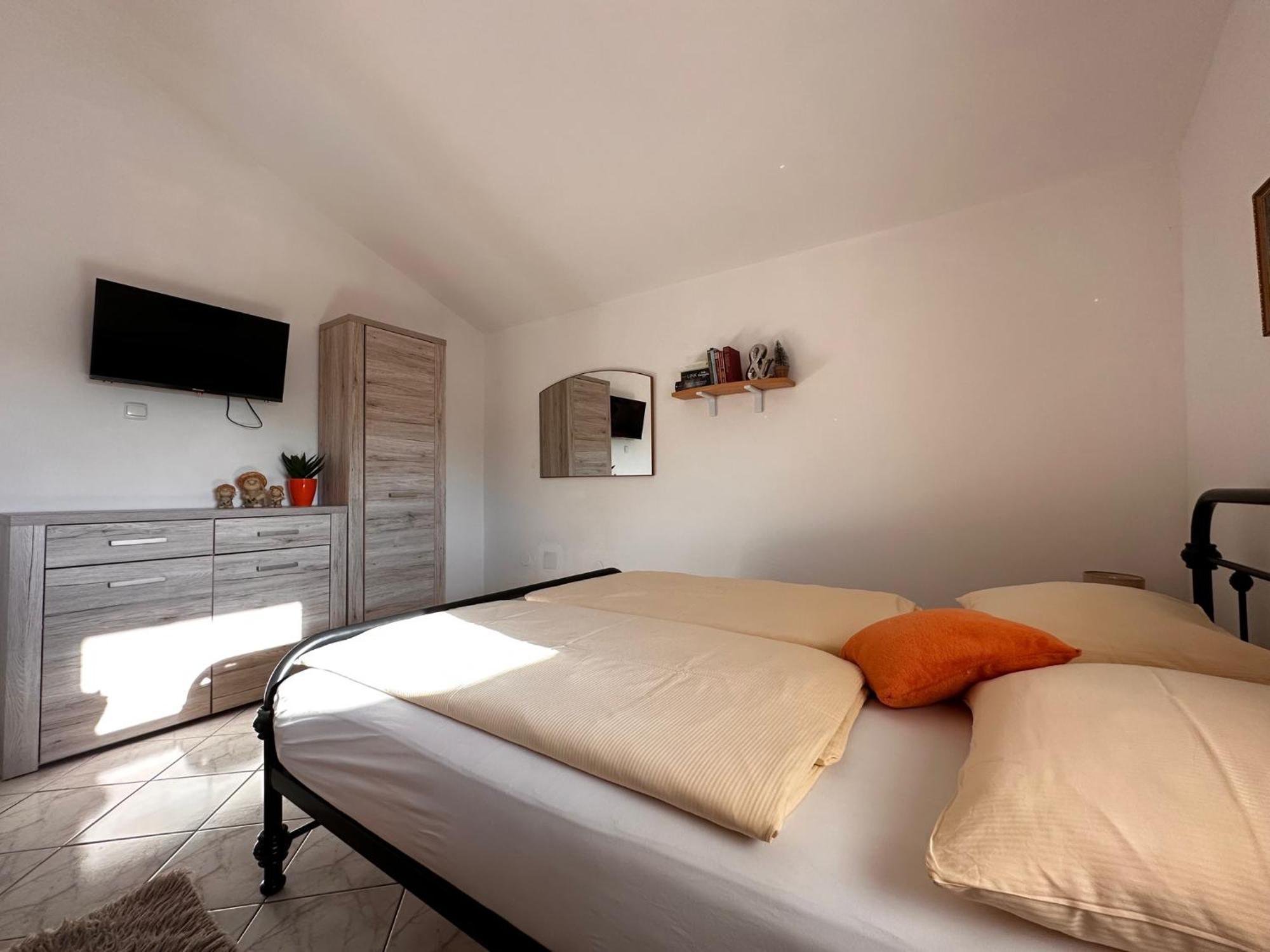 Apartments Hajl Krk Town Exterior foto